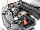 2モーターハイブリッドシステム「e:HEV(イー エイチ イー ブイ)」は、よりEV(電気自動車)に近いハイブリッドです。燃費を抑えつつHondaらしい走りの楽しさを楽しめます。