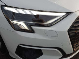 ●LEDヘッドライト『従来のハロゲンやHID(高輝度放電)ライトに比べて高効率で少ない電力で明るい光を発し、長寿命且つ、即時点灯で応答性が良いです。