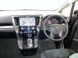 見通しのよいすっきりとした視界で、誰でも運転しやすいです。運転のしやすさは疲れにくさにも繋がりますよ♪