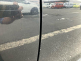 キズ・凹み・その他情報*運転席側フロントドア端部にキズがございます。