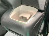 【ドリンクホルダー】運転席からすぐに出し入れ可能★