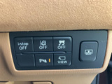 必要な情報を一目で確認できる、視認性の高いメーターデザイン。ドライバーの運転をサポートします。
