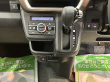 快適にお乗りいただくために、外装を美しく仕上げるだけではなく、内装も細部にいたるまで徹底した清掃・洗浄を実施しております。