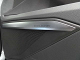 北欧デンマークのハイエンドオーディオメーカー、バング&オルフセンサウンドシステムが装備されております。クリアで立体的な音響空間をご体感下さい。