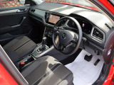 認定中古車保証1年間距離無制限の保証とロードアシスタンスサービスが全車に付帯されています。また、1年間または2年間の延長保証(有償)もご利用いただけます。