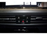 2ゾーンフルオートエアコン★運転席と助手席で個別に温度設定できます!シートヒーターもついており、冬のドライブも快適に過ごせます!