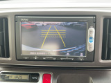 バックカメラは今や必需品ですね。バック駐車時にはしっかりアシストしてくれます♪