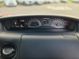 シンプルでカッコいいメーターです♪