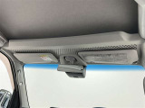オーバーヘッドコンソールとサンバイザー付!