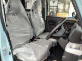 ◇運転席◇座り心地が良いシートなので長時間の運転でも快適にお過ごしいただけます!