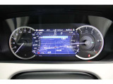 多彩な情報をすっきりと表示できる、高精細なフルデジタルメーターです。必要な情報を的確に確認できるため、運転中でも視線を大きく逸らすことなく、スマートで安心な走行を綺麗にサポートします。