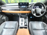 アウトランダー PHEV 2.4 P 4WD 