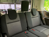 後席へのアクセスもスムーズ。シートアレンジ次第で、荷物をたっぷり積むことも可能です。