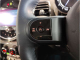 ミニ独特のゴーカートフィーリングと呼ばれる軽快なハンドリングはAT車、MT車のどちらでも楽しめます。