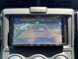 バックガイドモニターで、後方を確認しながら安心して駐車することができます。運転初心者も熟練者も必須の機能ですよ!