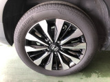 【アルミホイール】純正のアルミホイールがついてます!足元が引き立ち、車の印象がより良くなります!