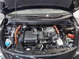 日常手を入れないエンジンルーム・タイヤハウス・ドア開口部など見えない所もキレイにしています。