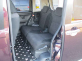 4WDを中心に大きな展示場に幅広い車種を展示しております。ゆっくりと色々な車種をご覧になりお客様の1台をお選びください。敷地内での試乗も出来ますのでお気軽にお声かけ下さい。
