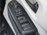 ◆パワーウィンドウスイッチ◆運転席から全席の窓の開閉操作を行うことが出来いつでも換気ができます!
