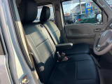 運転席シート廻りは使用感も少なく、良好な状態となっています。丁寧に使われていたことがよくわかりますね。