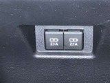 スマートフォンやお手持ちの機器のバッテリー残量が少なくなっても、運転中に充電ができるので安心ですね!