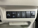 運転席回りの各種操作部となります。ご不明な装置などございましたらお気軽にお尋ねください。