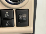 品質へのこだわり!フロアマットやシートなど車内をキレイに清掃し、ニオイや汚れなどを徹底的にクリーニングしてもらっております。室内はピカピカです☆