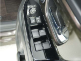 ◆パワーウィンドウスイッチ◆運転席から全席の窓の開閉操作を行うことが出来いつでも換気ができます!