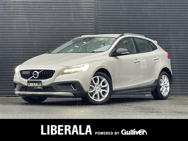 V40クロスカントリー D4 サマム ディーゼル 本革シート 修復歴無し