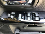 ★★★パワーウィンドウやドアミラーのスイッチ等は運転席右側へ集中してます★★★