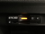 【ETC車載器】もはや必須アイテムのETCを搭載!高速道路のご利用時にとても便利!わずらわしい料金所での現金支払いが不要となりスムーズに通過できます♪