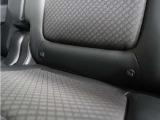 ◆ISOFIX◆シートベルトいらずでチャイルドシートと固定金具を連結するだけでガッチリ固定できます。