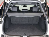 トノカバー付きですので、荷室の状態を確認しにくくすることでき、防犯性が高まります。(簡単に外すこともできます!)