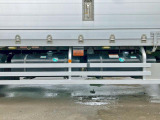 燃料タンクは300Lが2つ付いています。