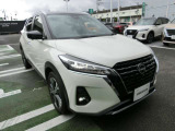 今話題のLEDランプが付いているので明るいですよ♪視界良好で安全確保!フォグライトも付いているのでより一層視界良好に!山道だって楽勝です★