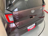 車両状態証明書修復歴の有無も一目瞭然。機能や内装・外装、走行距離、修復歴の有無をチェックし、クルマの状態を10段階にした車両状態証明書。数字や記号を使ってわかりやすく表示しています。