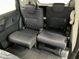 【スライドシート】後席にもスライド機構があることで、細やかに荷室スペースを確保!日常の様々なシーンに対応します♪
