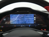 Apple CarPlay、Android Autoに対応しており、ご自身のスマートフォンのナビやミュージックアプリなどを使用可能でございます。