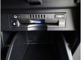 ETC車載器付きです。高速道路の料金所もスムーズに通過できます。
