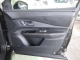 運転席ドア内張り画像です。