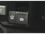 電動パーキングブレーキを装備