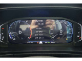 車両詳細をメーター内でご確認いただけます。