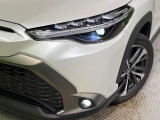 【LEDヘッドライト】悪天候や夜間走行時も良好な視界を確保し安心して運転できる高輝度LEDヘッドライトを装備!点灯速度が早く、消費電力も抑えられています。