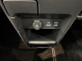 専門業者にて内外装のクリーニングを実施しております!