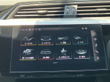 MMIナビゲーション搭載 地図データ最新版にアップデート後ご納車させていただきますのでご安心くださいませ。