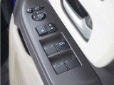 ◆パワーウィンドウスイッチ◆運転席から全席の窓の開閉操作を行うことが出来いつでも換気ができます!