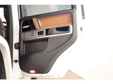 お気軽にお問い合わせください。Tel:075-325-0440 Mobile:070-2313-8676  中古車担当:時女まで