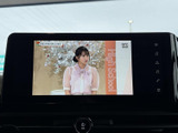 停車時に映像を楽しめるTV機能を搭載しています。目的地までの休憩時間や、ちょっとした待ち時間を有効活用できます。