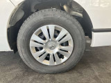 右フロントタイヤです。