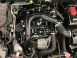 エンジンルームもしっかり洗浄しています。エンジンルームも覗いてください。